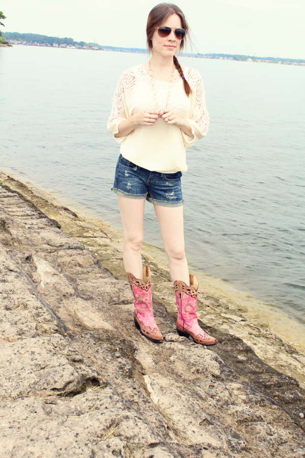 Pink Corral Boots from CountryOutfitter.com (country girl fashion) #countryoutfitter #sponsored
