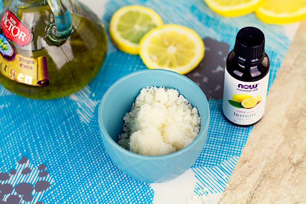 Quick & Easy DIY Lemon Sugar Scrub recipe!